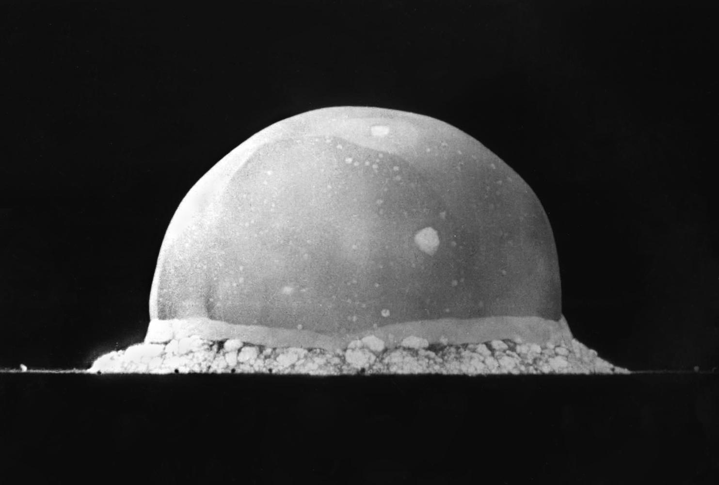 Atom Bombasının Hekayəsi
